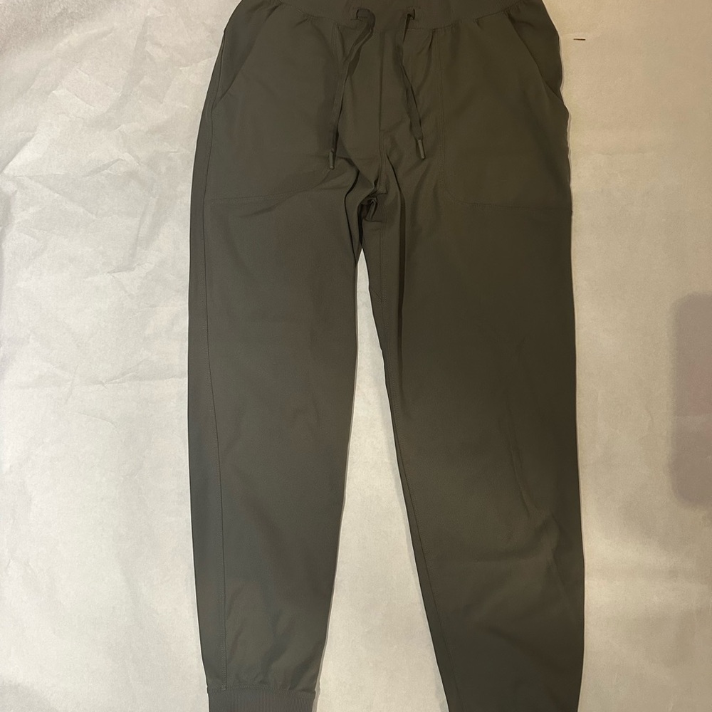 lululemon athletica Men's Olive Joggers